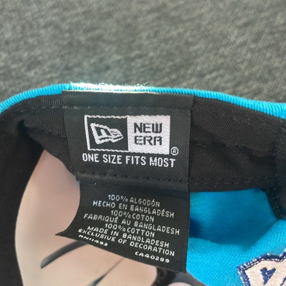 Signed Bubba Wallace hat - Picture 5 of 6